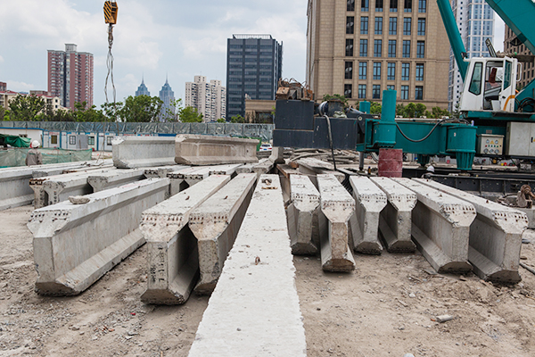 Z6官网智能ZYW240围护桩压桩机惊艳问世