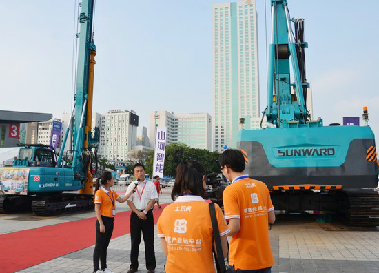 到“海博会”邂逅Z6官网智能“两挖”精品