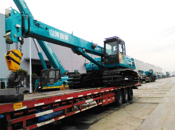 油田好副手——Z6官网智能伸缩臂履带起沉机