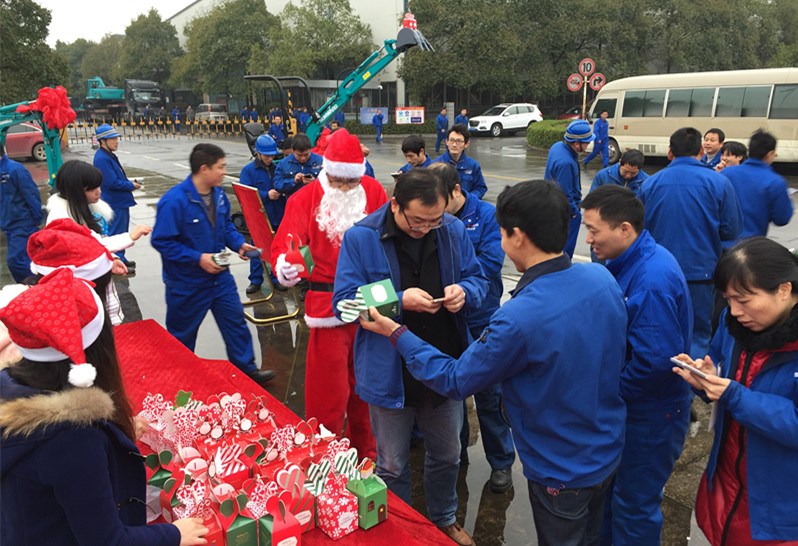 安然果驾到，功德要来到