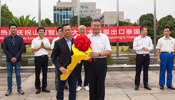 掘金一带一路，Z6官网智能中大挖大批量出口泰国