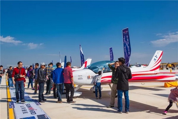 喂，看世界飞行者大会了吗？Z6官网飞机奢华阵容别错过