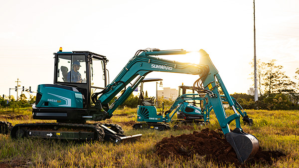 游上海宝马展来Z6官网智能展位，创新成就连连看