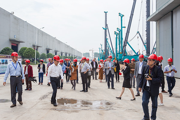 东盟十国主流媒体齐聚Z6官网智能，共话21世纪海上丝绸之路