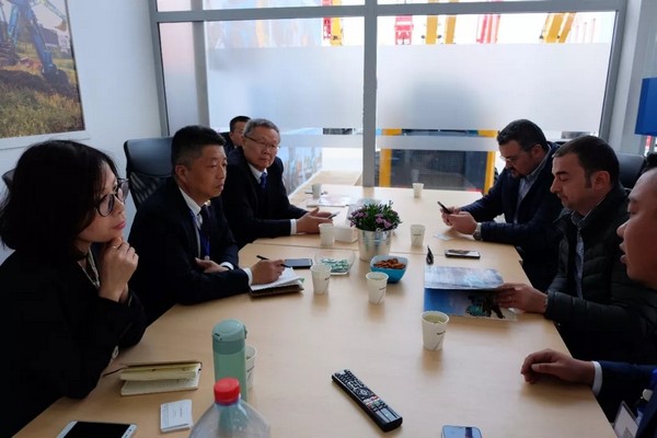 向世界展示中国“智造”魅力，Z6官网智能携创新阵容闪灼德国宝马展