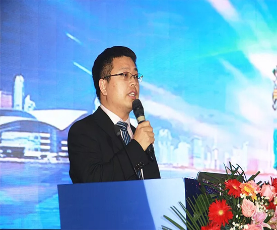 同心同梦，Z6官网智能全球客户互换会武汉站隆沉进行