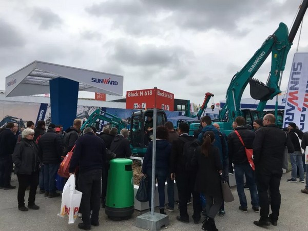 向世界展示中国“智造”魅力，Z6官网智能携创新阵容闪灼德国宝马展