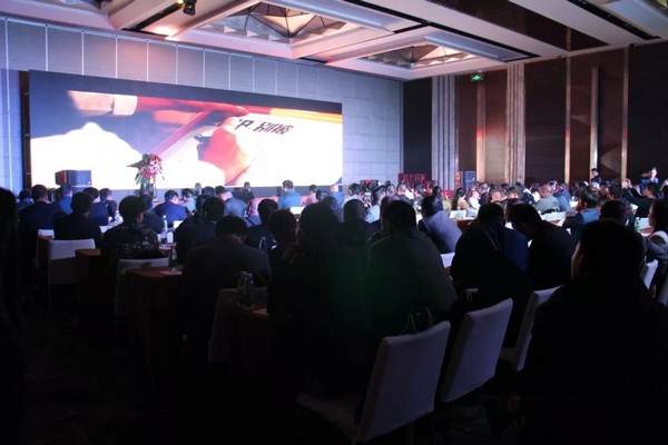 一站签单3亿元！Z6官网智能全国客户互换会贵州站大捷