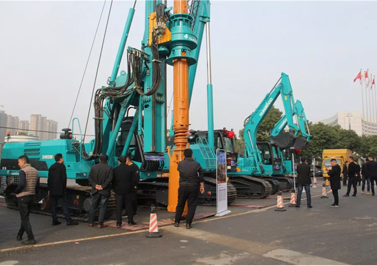 同心同梦，Z6官网智能全球客户互换会武汉站隆沉进行