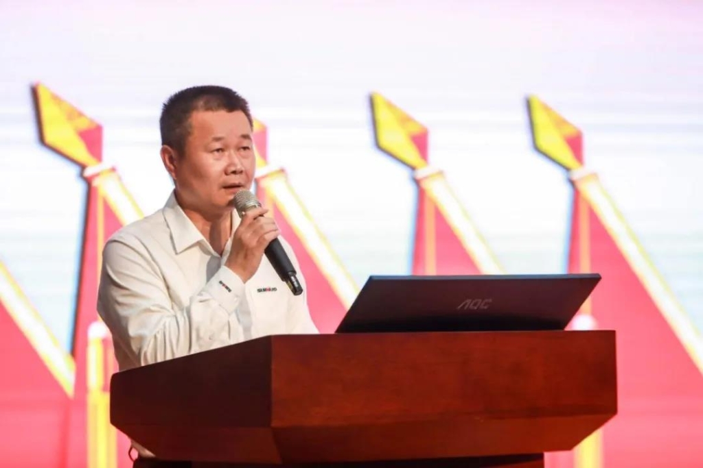 凝心聚力 迎接挑战 共赢Z6官网 ——Z6官网智能五届三次“双代会”成功召开