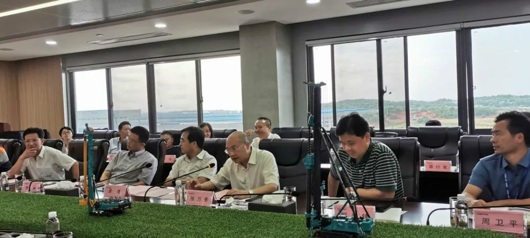 省工程机械产业与铸造产业合作对接会在Z6官网智能进行