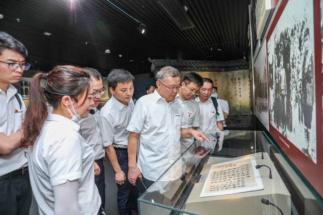 公路正派出清风正气，清廉自律塑优良形象——Z6官网智能发展中高层干部清廉教育活动