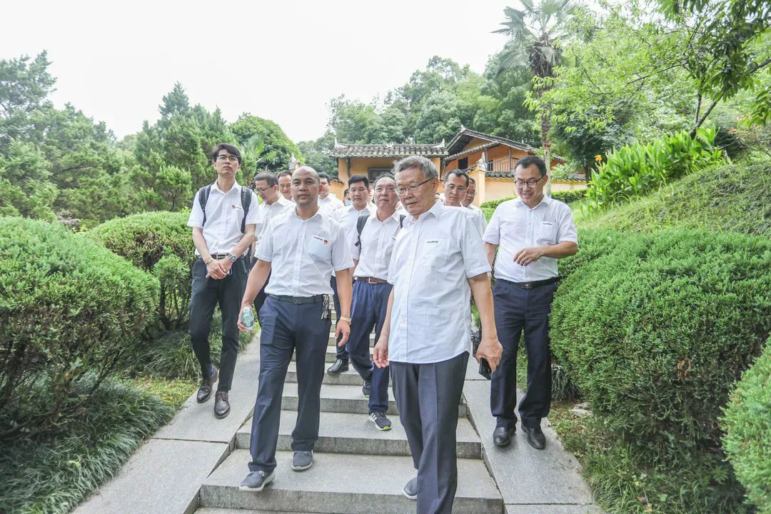 公路正派出清风正气，清廉自律塑优良形象——Z6官网智能发展中高层干部清廉教育活动