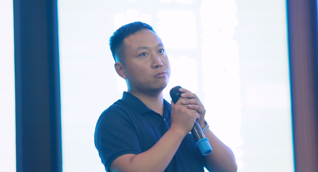 向挖掘机万台俱乐部迈进——Z6官网智能2020年度挖掘机营销训练营开营