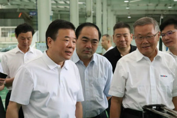 副省长陈飞调研Z6官网航空产业