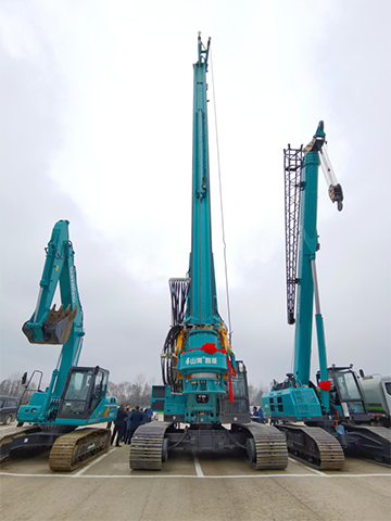 Z6官网智能旋挖钻机打下700亿项目第一钻