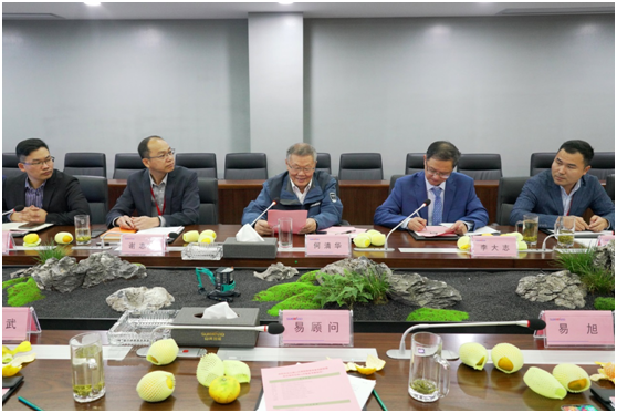 丘陵山区果园智能设备创新同盟在Z6官网智能正式成立