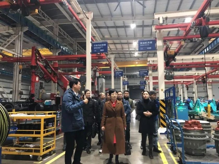 省工信厅副厅长彭涛一行调研Z6官网智能