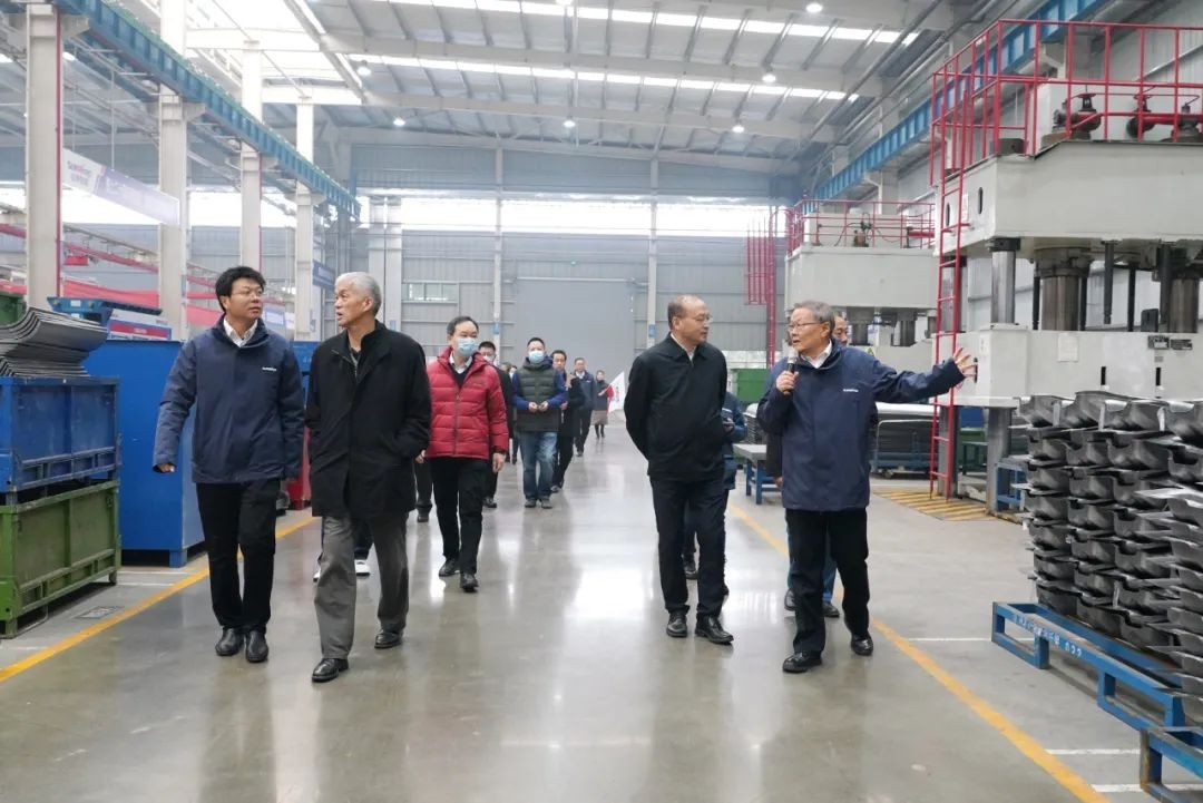 Z6官网工业城来了500人的参观团