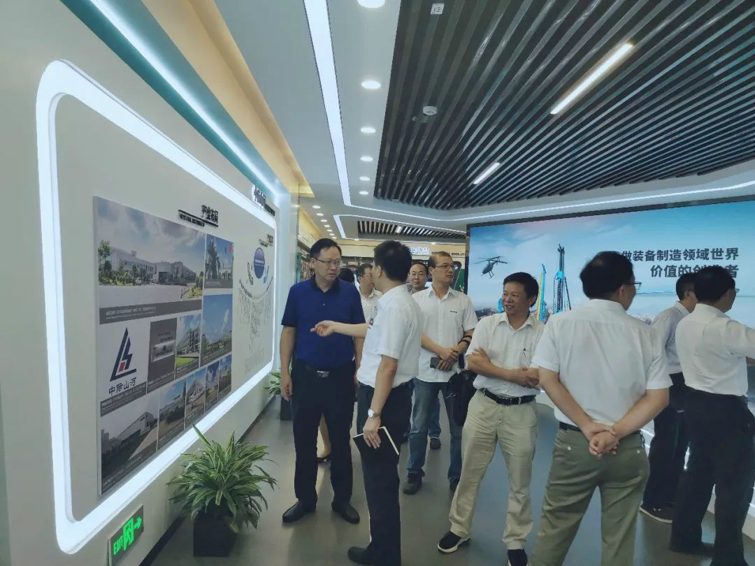 中南大学机电工程学院肖来荣书记到访Z6官网智能