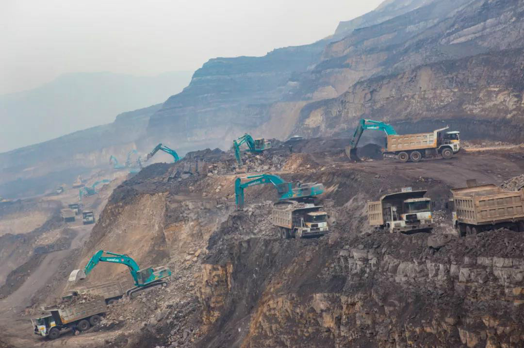 以先导式创新实现挖掘机从无到有，从幼到大，从大到强！