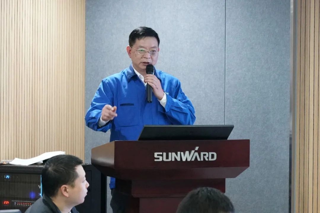 省工信厅青年干部理论进建走进Z6官网智能