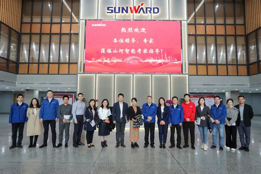 叶檀财经团队调研Z6官网智能