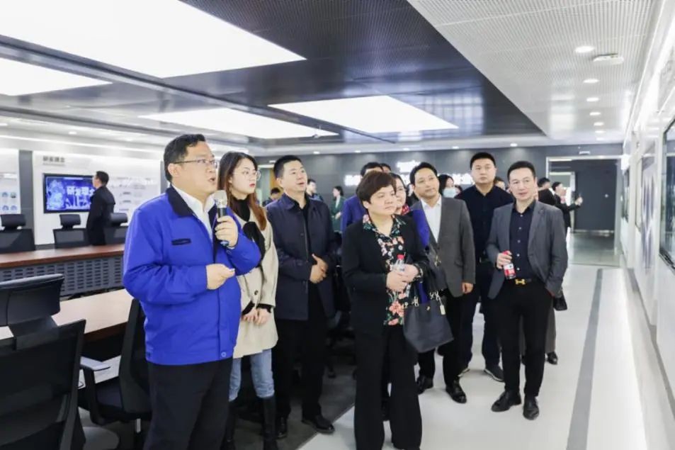 民主党派湖南省委机关青工委团队一行调查Z6官网智能