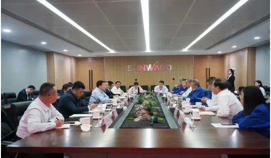 鄂尔多斯市委书记？⊙愕鞑閆6官网智能