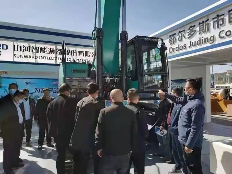 Z6官网智能绿巨人闪亮登场鄂尔多斯国际煤博会