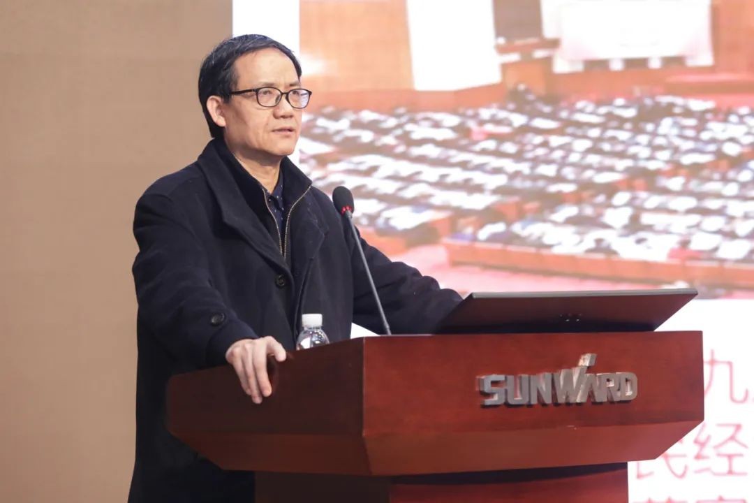 Z6官网智能中高层干部晚间集钟装充电”