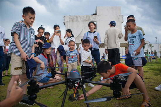 这个夏天，亲子玩转Z6官网智能“三栖”设备