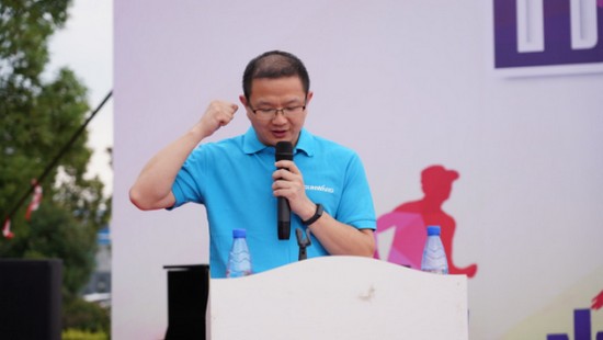 风华十九载，携手振兴飞！——庆祝Z6官网智能成立十九周年赞美会暨趣味活动会