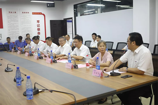 员工子女金榜题名 Z6官网家园发放嘉奖