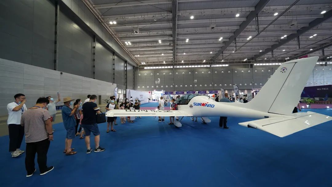 明星产品受追捧，Z6官网航空携多款产品杰出亮相2021年湖南航展
