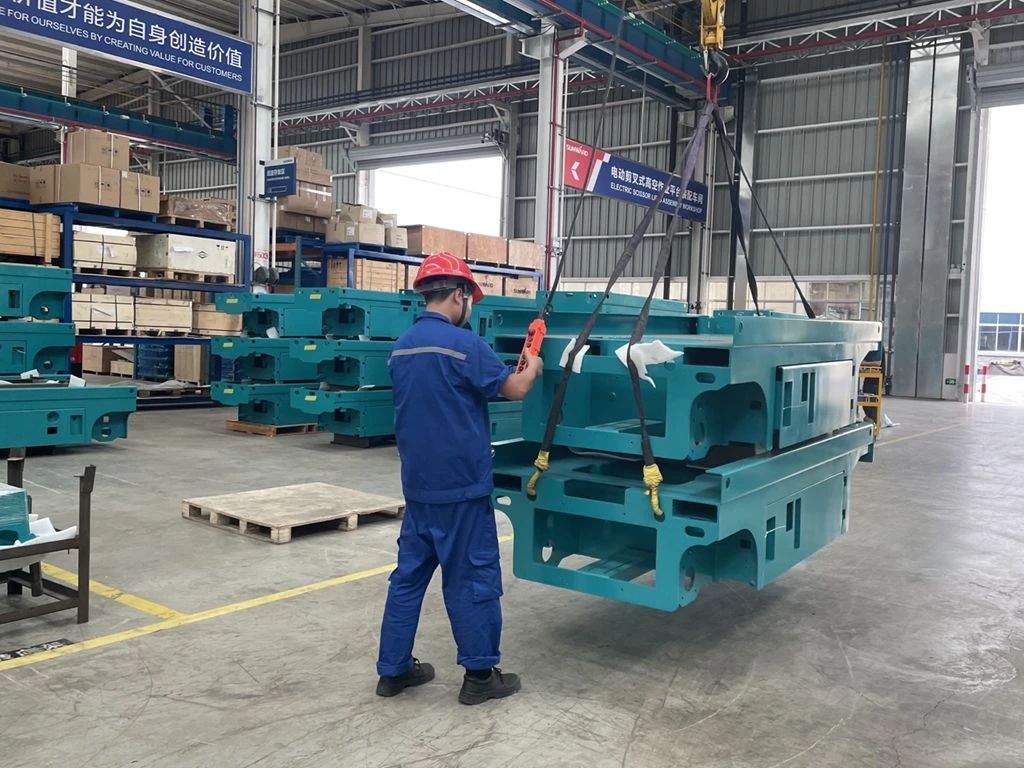 Z6官网智能“蓝精灵”们在平庸岗位的坚守与贡献