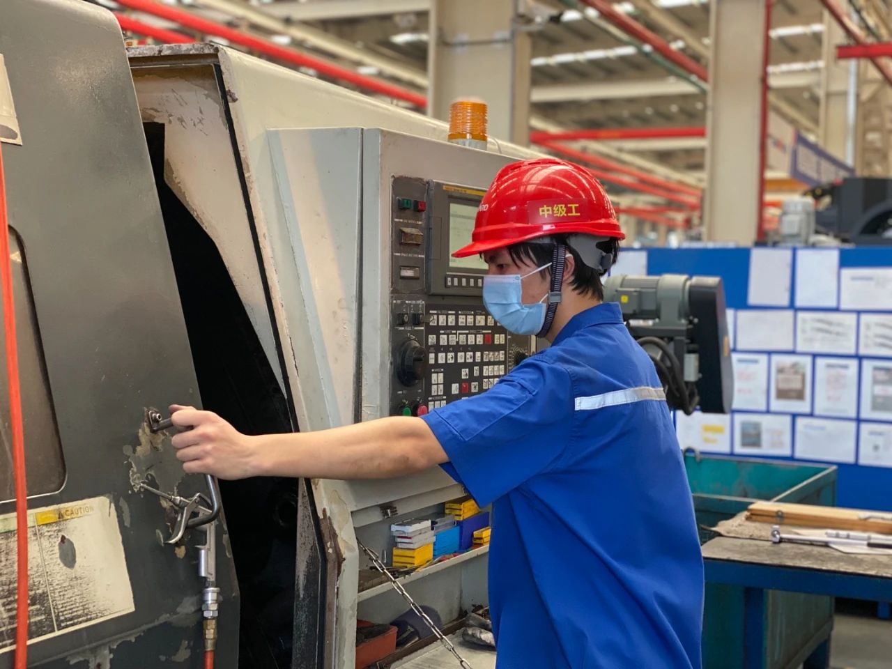 严格防控！Z6官网智能牢筑防疫“长城”