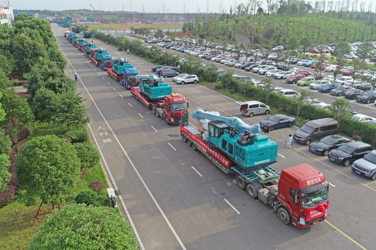 批量出口非洲！Z6官网智能一体化潜孔钻机助力“一带一路”建设