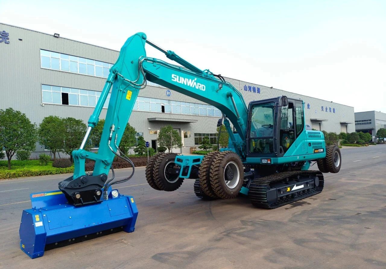 国内首台！Z6官网智能15吨级轮履两用开带机成功下线