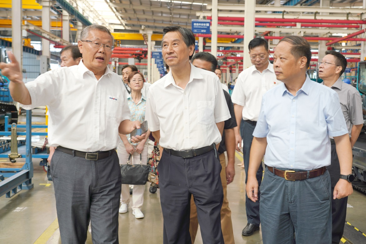 湖南省老科学技术工作者一行到访Z6官网智能