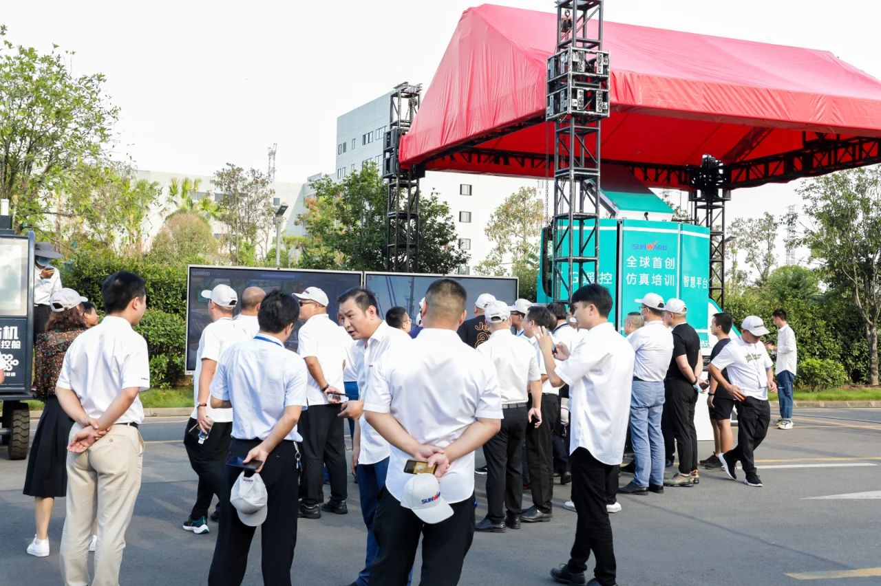 游展超热烈！Z6官网智能成就展示会高能名排场来袭