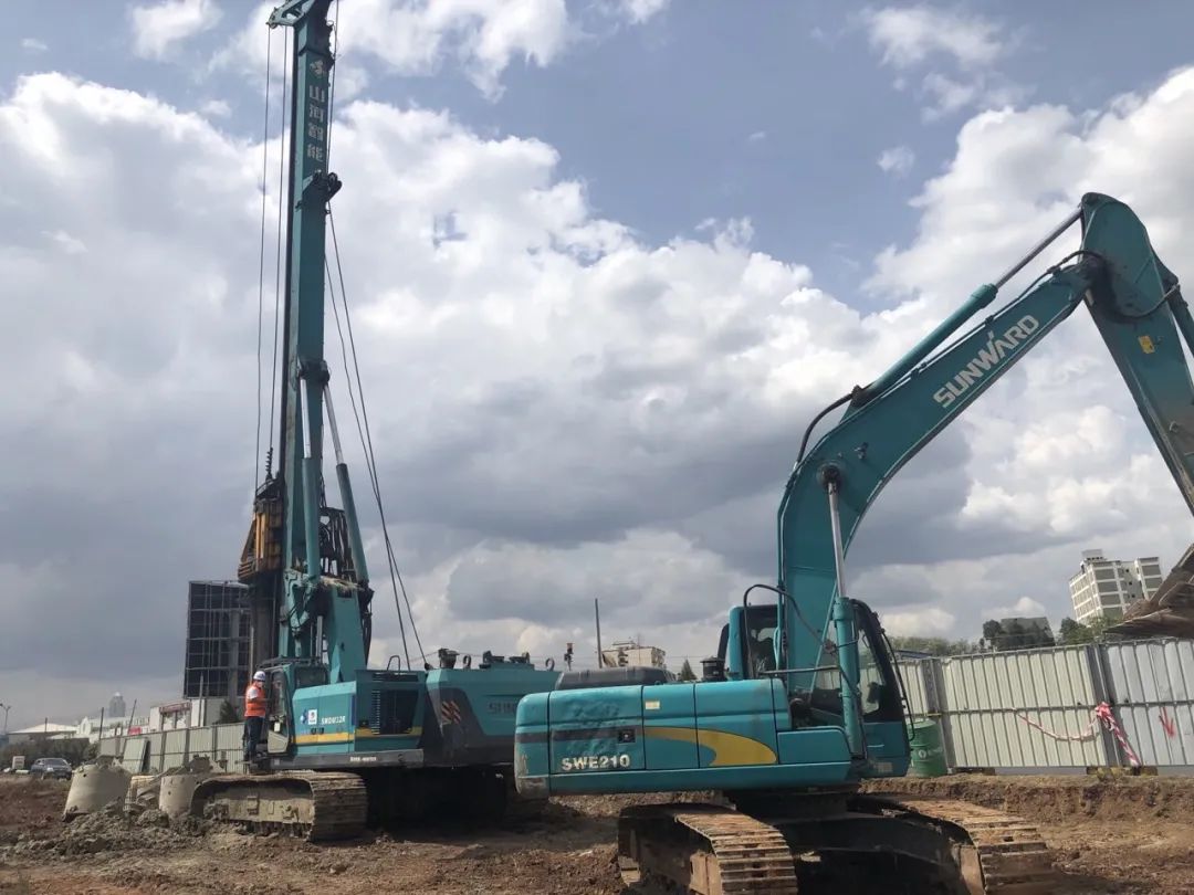 亮相中非经贸展览会！Z6官网智能尽展工程机械国产品牌魅力