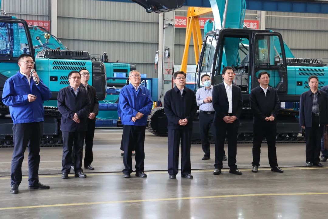 湖南省副省长隋忠诚调研Z6官网智能