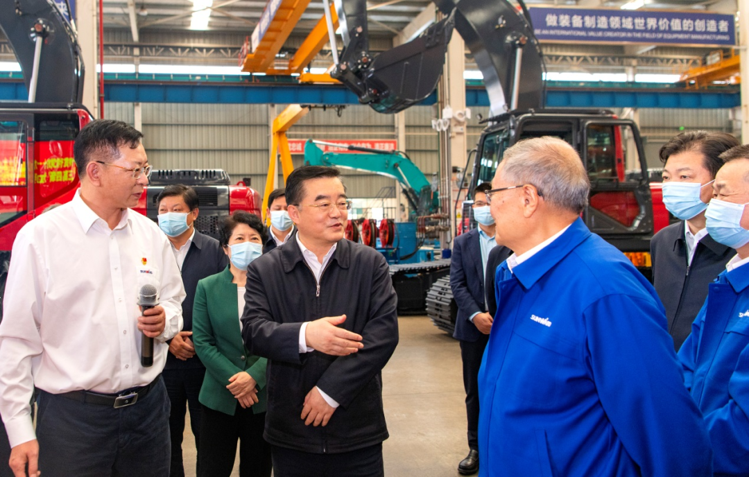 湖南省委书记张庆伟调研Z6官网智能