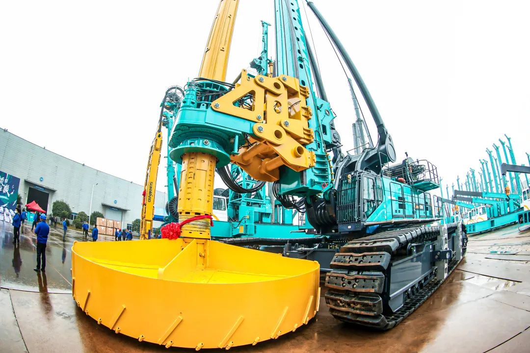 多款产品问鼎世界之最！Z6官网智能地下工程设备全球颁布会成功进行