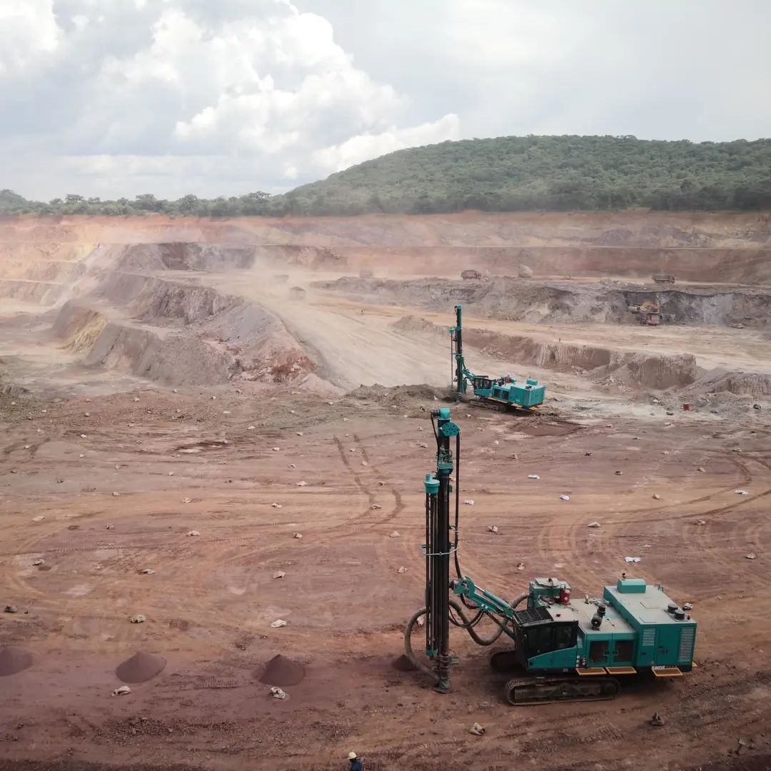 开门红！Z6官网智能凿岩设备实现新年首单发货