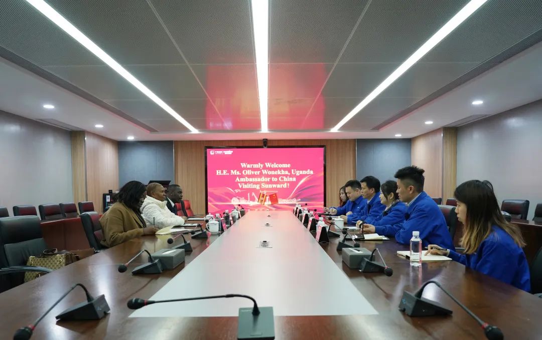 乌干达驻华大使到访Z6官网智能