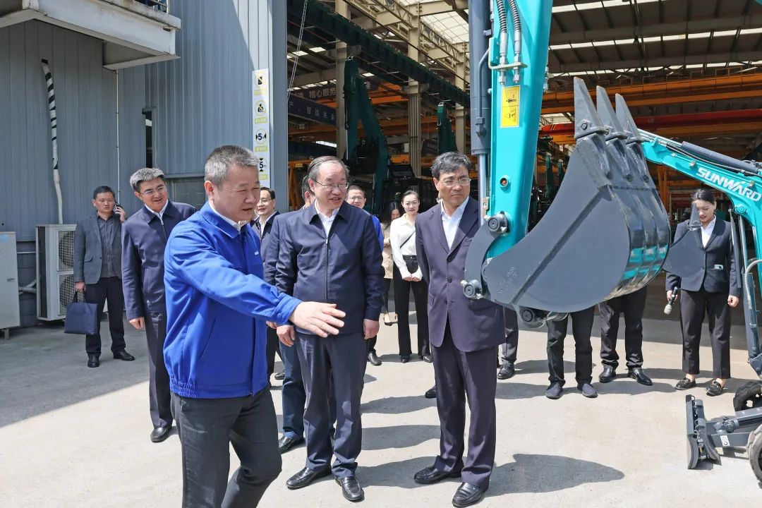 人社部党组成员、副部长俞家栋调查调研Z6官网智能