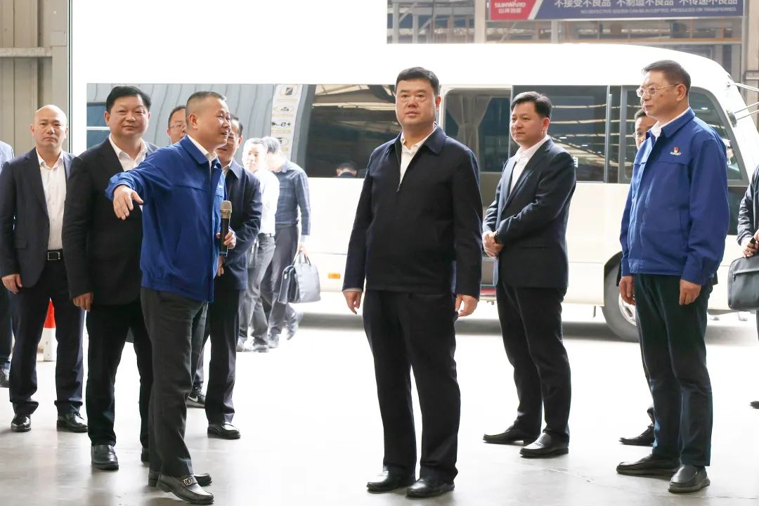 湖南省委政法委书记魏建锋调研Z6官网智能