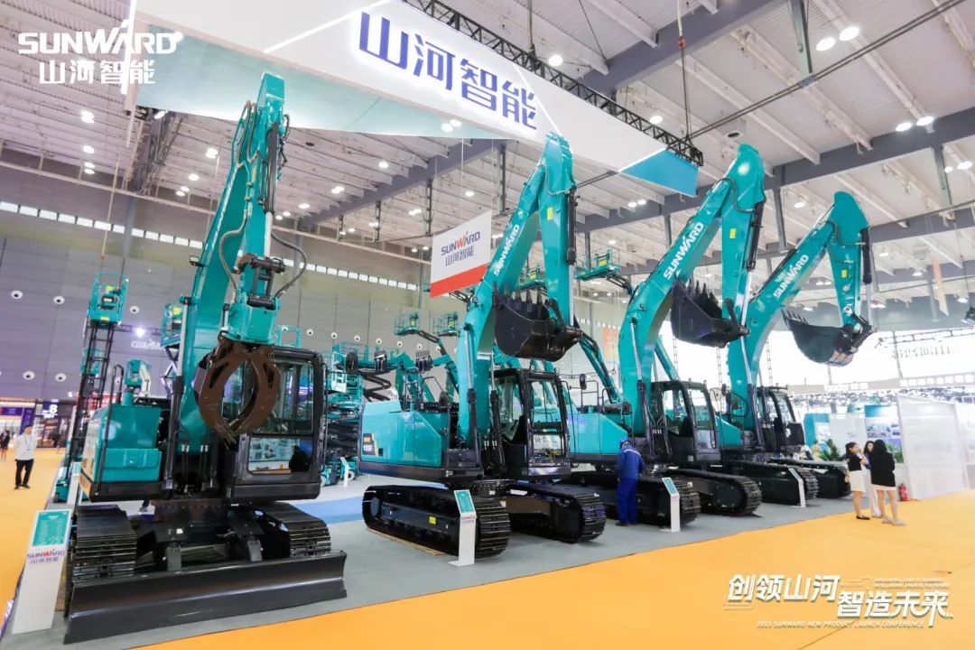 2023 CICEE | Z6官网智能亮相2023长沙国际工程机械展！智能化、电动化产品站C位